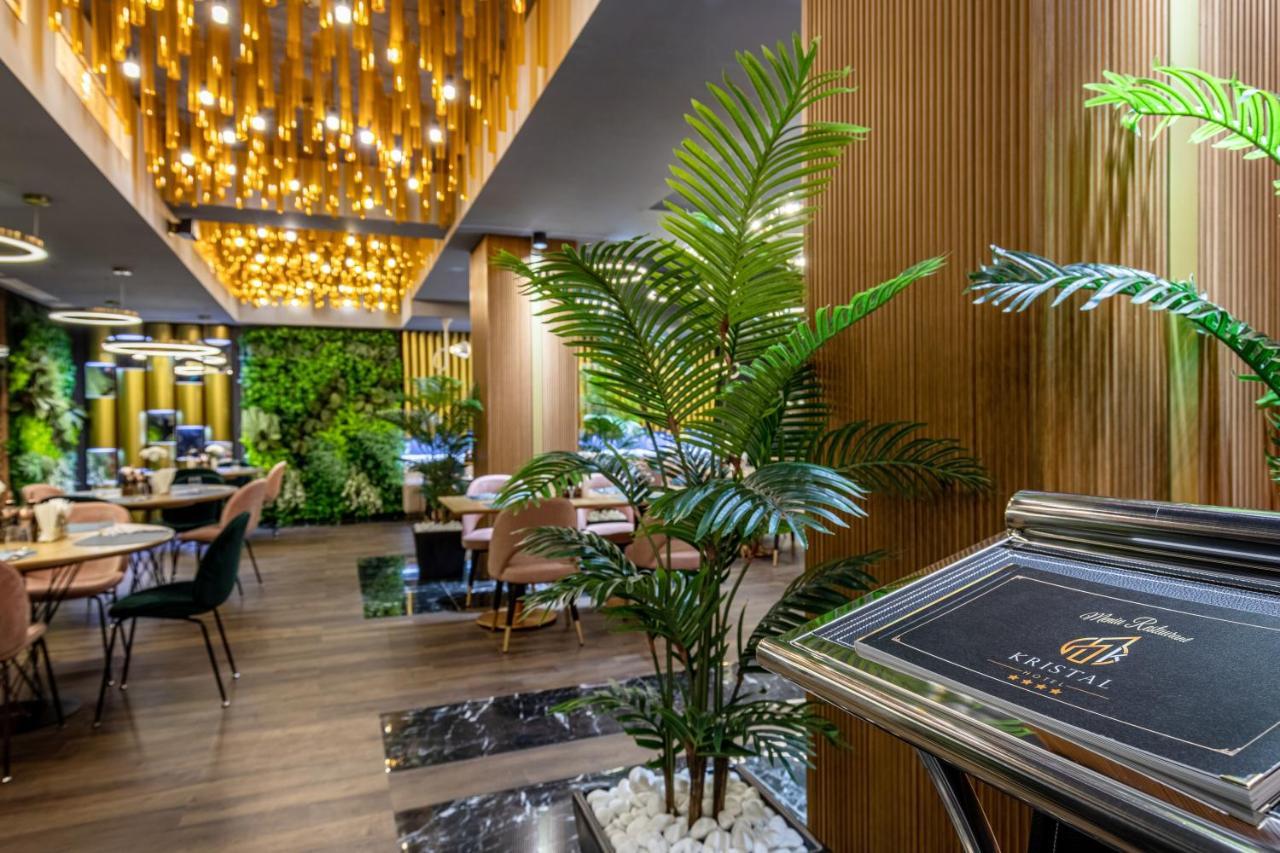 Hotel Kristal Focşani Eksteriør bilde